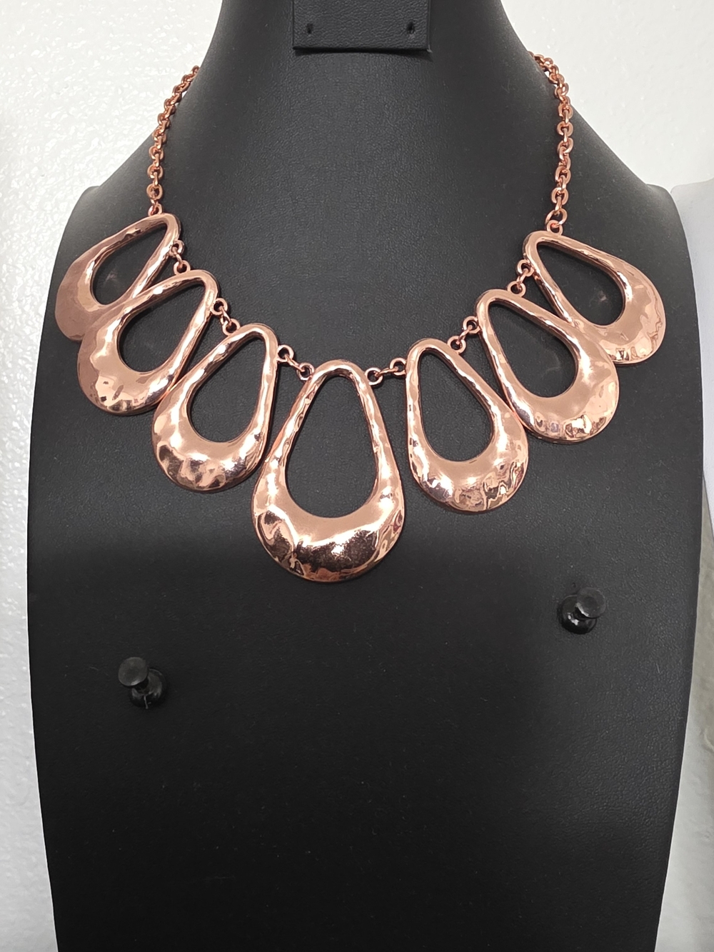 Women's  Teardrop Statement Necklace